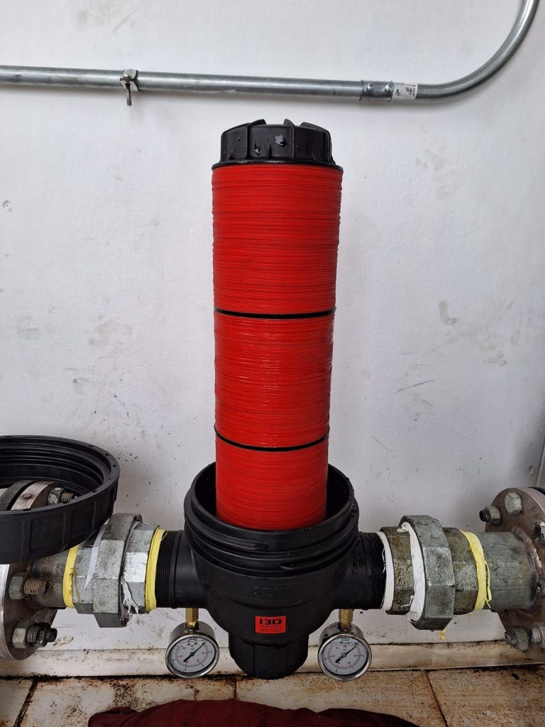 Filtro, ya en estado lavado y listo para realizar filtración